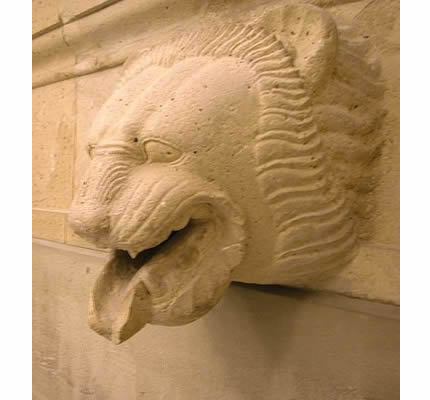 Grondaia a testa leonina, museo archeologico di Palermo